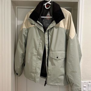 Volcom women’s thermonite snowboard jacket size small